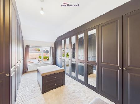 4 bedroom Semi-detached house for sale in The Ridgeway, Wrexham, LL13