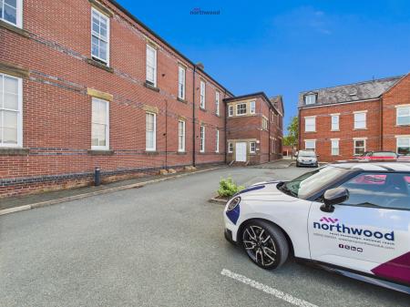 1 bedroom Flat for sale in Wynstay Apartments, Corunna Court, Wrexham, LL13