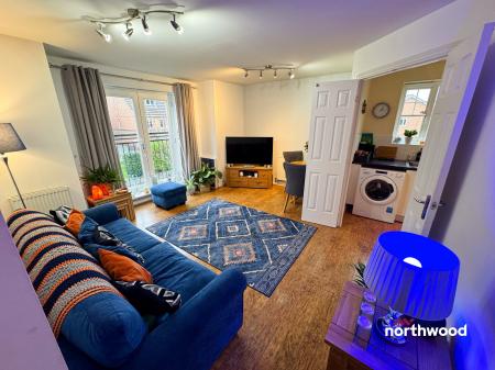 2 bedroom Apartment for sale in Lamberton Drive, Brymbo, LL11