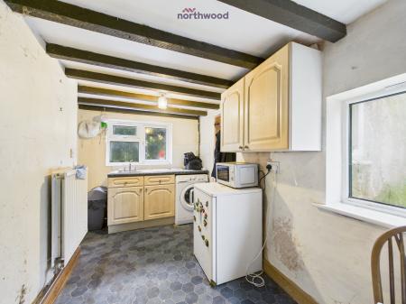 1 bedroom Detached house for sale in Poplar Road, Penycae, LL14