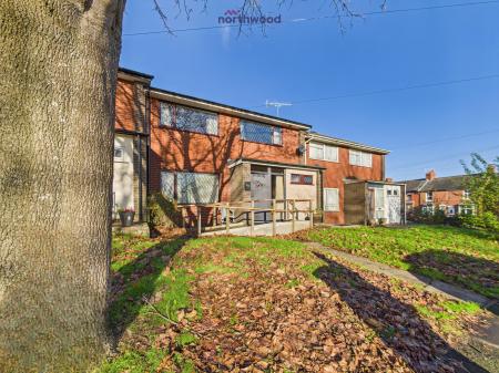 2 bedroom Terraced House for sale in Llwyn Fields, Oswestry, SY11