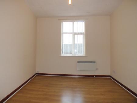 1 bedroom Flat to let in Chester Street, Wrexham, LL13