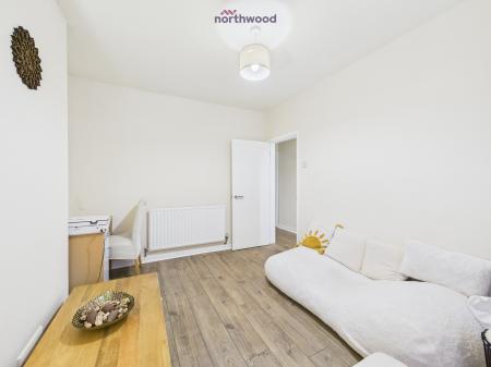 3 bedroom Terraced House for sale in Wrexham Road, Rhostyllen, LL14