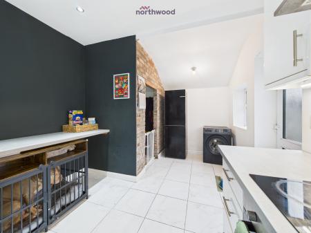 2 bedroom Detached bungalow for sale in Gresford Road, Wrexham, LL12