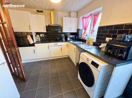 2 bedroom Terraced House for sale in Bryn Street, Wrexham, LL14