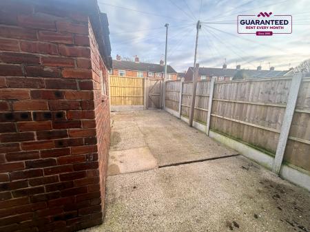 3 bedroom Terraced House to let in Cefndre, Wrexham, Wrexham, LL13