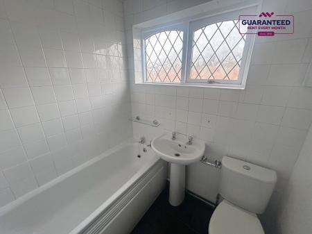 3 bedroom Terraced House to let in Cefndre, Wrexham, Wrexham, LL13