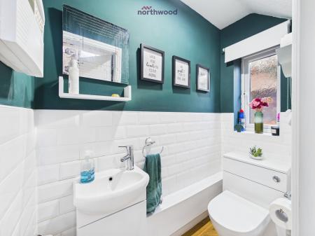 3 bedroom Detached house for sale in Shellbrook Drive, Ruabon, Wrexham, LL14