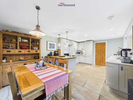 3 bedroom Detached house for sale in Heol Pen Y Felin, Wrexham, LL11