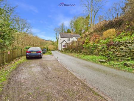Heol Pen Y Felin, Wrexham, LL11