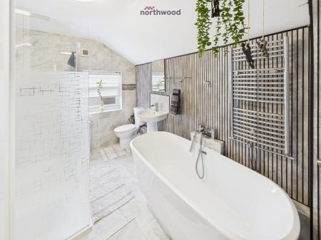 2 bedroom Terraced House for sale in Greenfield, Wrexham, LL11