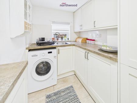 2 bedroom Terraced House for sale in Greenfield, Wrexham, LL11