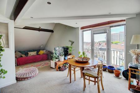 2 bedroom Flat for sale in 4 Park Road, Southville, Bristol, BS3