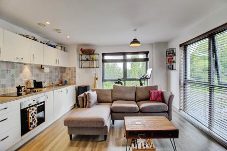 2 bedroom Flat for sale in Paintworks, Arnos Vale, Bristol, BS4