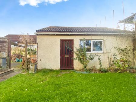 3 bedroom End of terrace house for sale in Petherton Road, Bristol, BS14