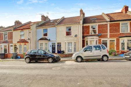 4 bedroom Terraced House to let in Aubrey Road, Bedminster, Bristol, BS3
