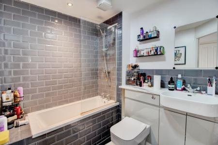 2 bedroom Flat to let in Paxton Drive, Ashton Gate, Bristol, BS3