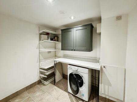 3 bedroom Town house to let in Redcross Lane, Old Market, Bristol, BS2