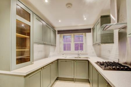 3 bedroom Town house to let in Redcross Lane, Old Market, Bristol, BS2