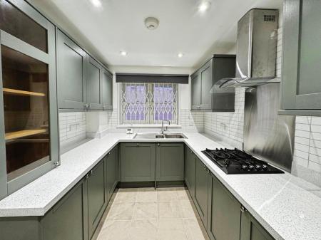 2 bedroom Town house to let in Redcross Lane, Old Market, Bristol, BS2