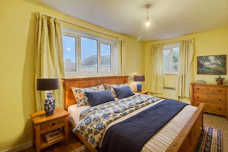 1 bedroom Terraced House to let in Goodwood Gardens, Downend, Bristol, BS16