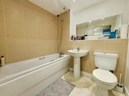 2 bedroom Flat for sale in Talavera Close, Old Market, Bristol, BS2