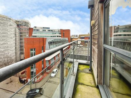 2 bedroom Flat for sale in Charles Street, City Centre, Bristol, BS1