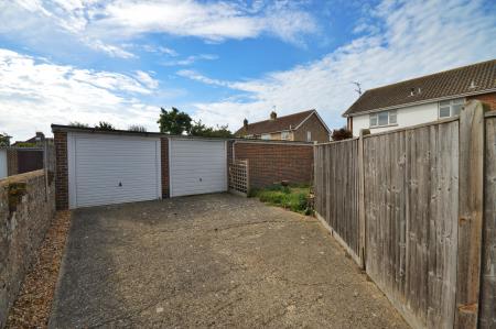 2 bedroom Maisonette for sale in Ophir Road, East Worthing, Worthing, BN11