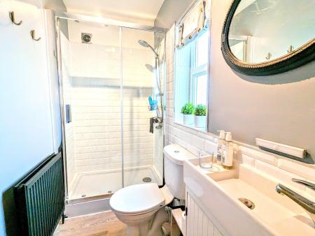 1 bedroom Flat to let in St. Dunstans Road, Worthing, BN13