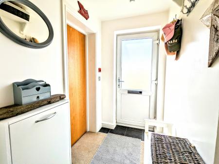 1 bedroom Flat to let in St. Dunstans Road, Worthing, BN13