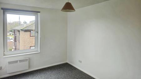 1 bedroom Flat to let in London Road, Patcham, Brighton, BN1