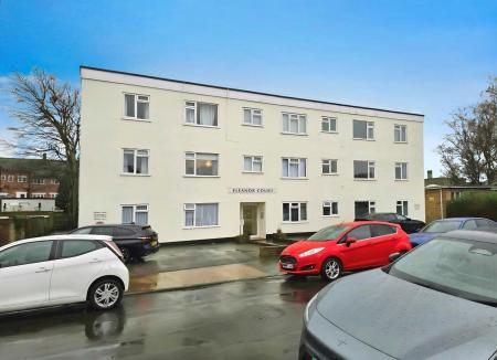 1 bedroom Flat to let in Bruce Avenue, Worthing, BN11