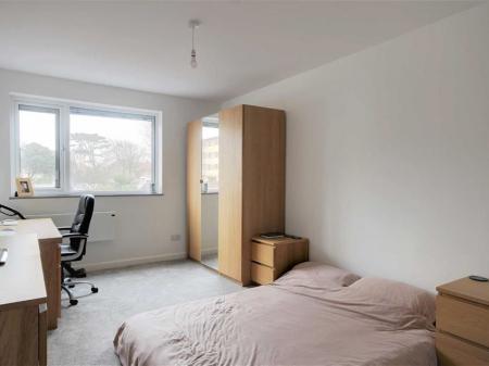 1 bedroom Flat to let in Boundary Road, Worthing, Worthing, BN11