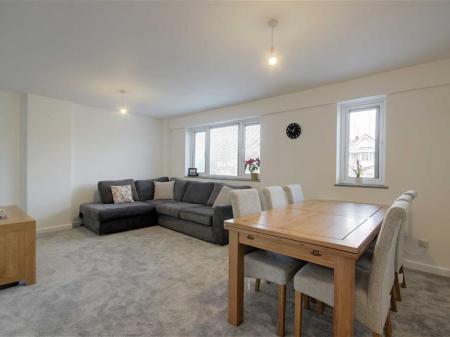 1 bedroom Flat to let in Boundary Road, Worthing, Worthing, BN11