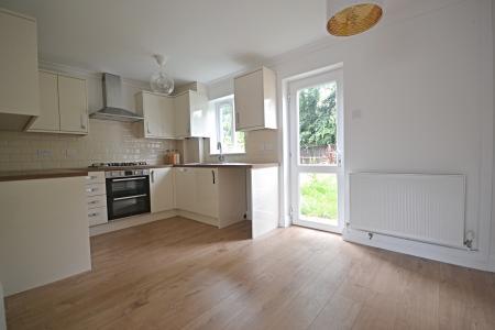 3 bedroom Semi-detached house to let in Sheep Fold Avenue, Rustington, BN16