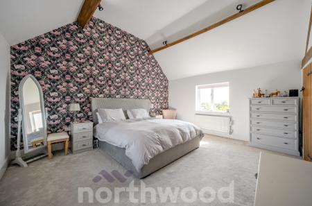 3 bedroom Semi-detached house for sale in The Granary, Acton Beauchamp