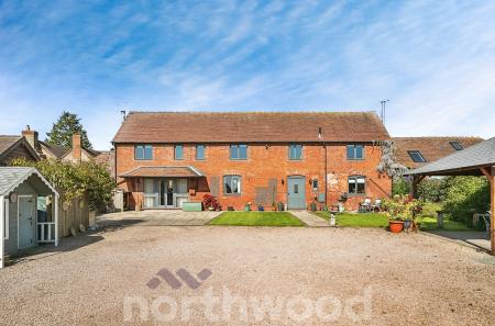 3 bedroom Semi-detached house for sale in The Granary, Acton Beauchamp