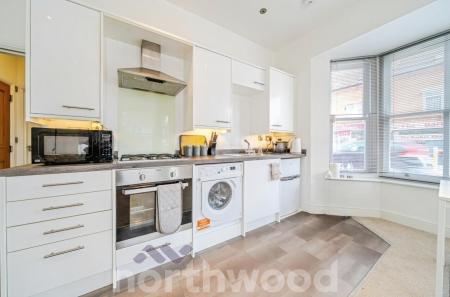 1 bedroom Flat for sale in Willersley House, 2 Sebright Avenue