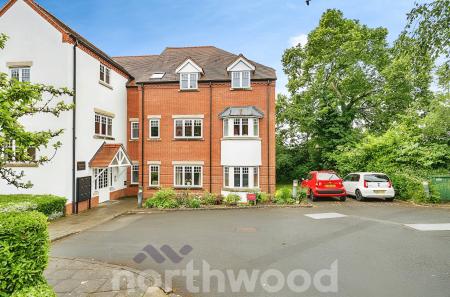 2 bedroom Apartment for sale in Hanbury House, Battenhall Road