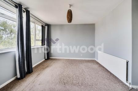 2 bedroom Ground floor maisonette for sale in Ullswater Close