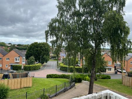 2 bedroom Ground floor maisonette for sale in Ullswater Close