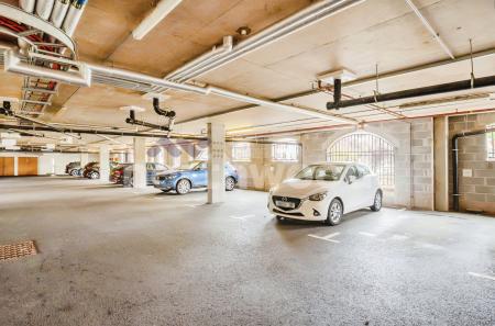 1 bedroom Flat for sale in 2 St Peters Street, City Centre, Worcester, WR1