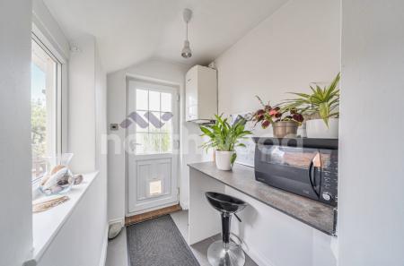 1 bedroom Terraced House for sale in Broomhall Cottages, Worcester, WR5