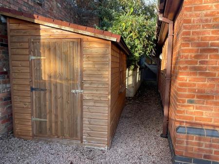 3 bedroom Bungalow to let in Bonneville, Broadwas, Worcestershire, WR6