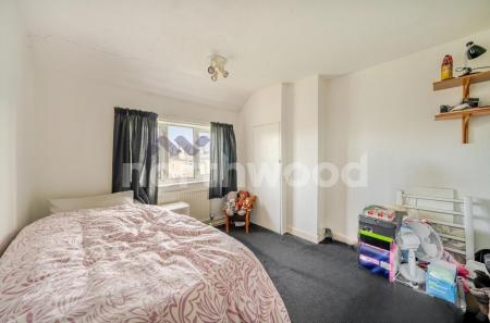 3 bedroom Semi-detached house for sale in Margaret Road, Worcester, WR2