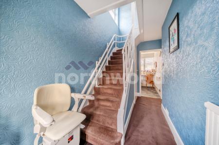 3 bedroom Semi-detached house for sale in Margaret Road, Worcester, WR2