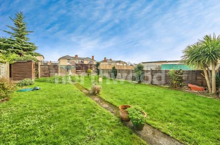 3 bedroom Semi-detached house for sale in Margaret Road, Worcester, WR2