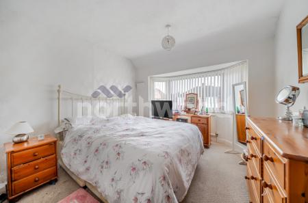 3 bedroom Semi-detached house for sale in Margaret Road, Worcester, WR2