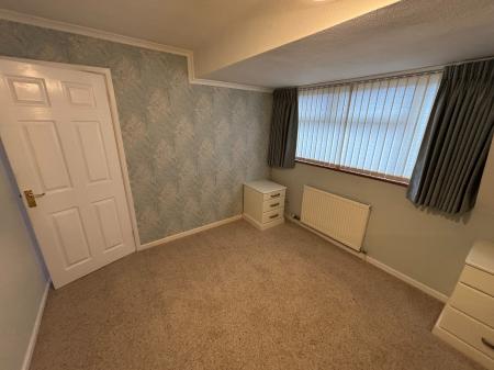 3 bedroom Semi-detached house to let in Broadfield Crescent, Fernhill Heath, Worcester, WR3