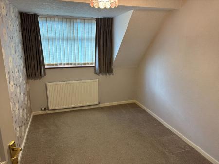 3 bedroom Semi-detached house to let in Broadfield Crescent, Fernhill Heath, Worcester, WR3